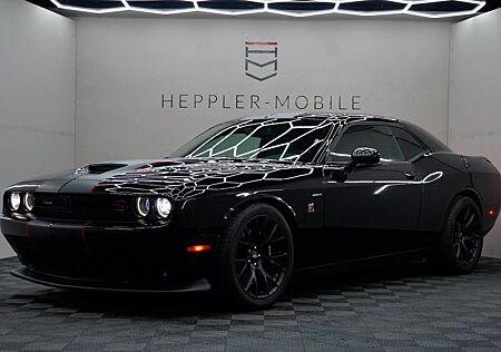 Dodge Challenger SRT 6,4