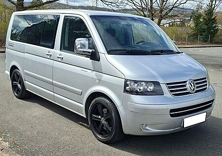 VW T5 Multivan Volkswagen LED AHK STANDHEIZUNG NAVI TÜV 04/28