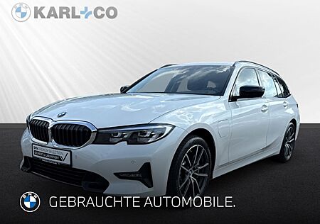 BMW 330 e xDrive Sport Line Panorama SHZ PDC