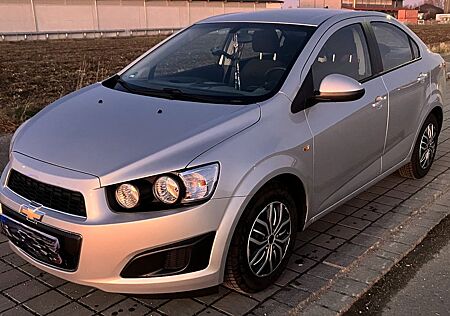 Chevrolet Aveo 1.2 LT LT