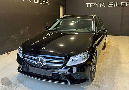 Mercedes-Benz C 220 C 220d PANO DIGITAL BURMEISTER