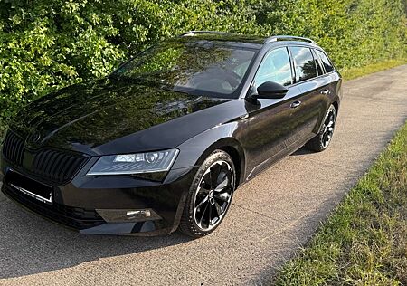 Skoda Superb SportLine *8x bereift*PANO*ACC*XENO*NAVI