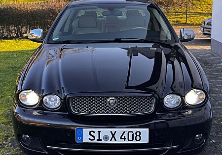 Jaguar X-Type 3 Liter V6 Executive Executive