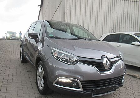 Renault Captur Luxe AUT.-NAVI-KAMERA-AHK-SHZ-1.HAND