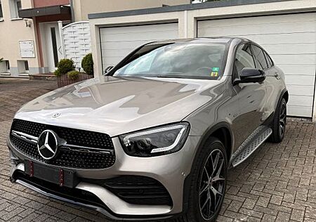 Mercedes-Benz GLC 300 e 4MATIC Coupe *Garantie*