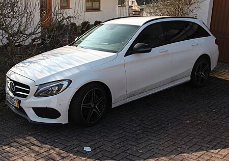 Mercedes-Benz C 200 4MATIC T AMG Line Autom. AMG Line