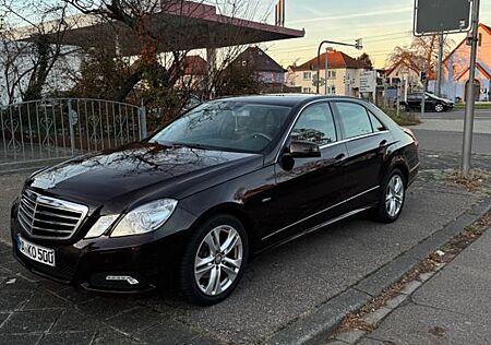 Mercedes-Benz E 200 BlueEFFICIENCY AVANTGARDE