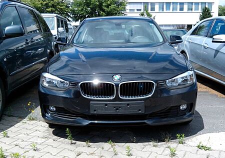 BMW 320 Sportpaket -Aut. 10000Netto 18Zoll Leder
