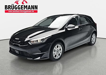 Kia Cee'd CEED 1.5 T-GDI DCT7 ULTIMATE EDITION MJ25