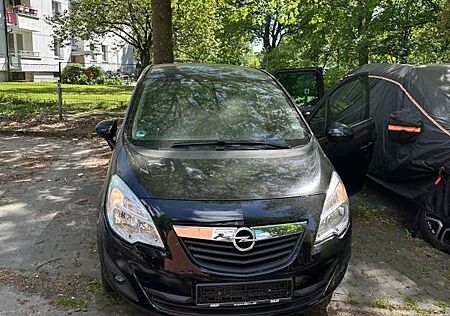 Opel Meriva 1.4 Design Edition 74kW Design Edition