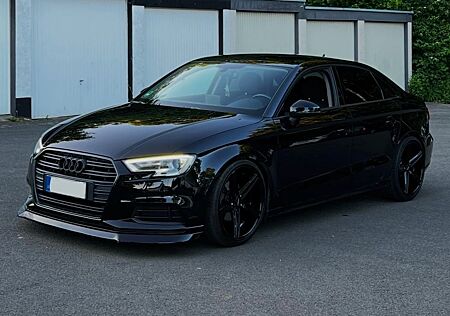 Audi A3 1.0 TFSI Limo S-tr // Ambi,19',BILDER FOLGEN