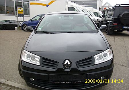 Renault Megane II Cabrio Dynamique Leder Car-Play