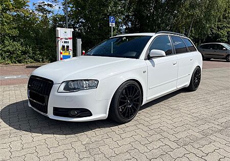 Audi A4 2.0 T FSI quattro Avant ,Bose,Recaro,Bilstein