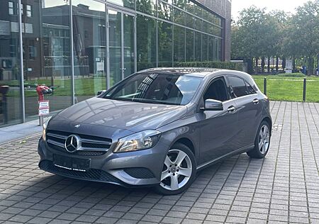 Mercedes-Benz A 180 BlueEfficiency PANO/SHZ/SPORTSZ/RÜ-KAM/