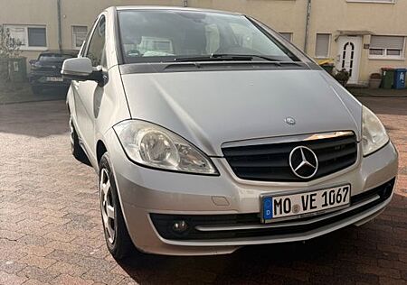Mercedes-Benz A 150 BlueEFFICIENCY TüV Neu