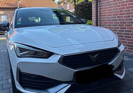 Cupra Leon 1.4 e-HYBRID 180kW VZ CUP DSG Sportst. ...