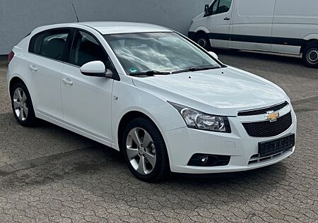 Chevrolet Cruze 1.8 LTZ 1.Hand - Scheckheftgepflegt - PDC