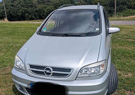 Opel Zafira 1.8 16V -