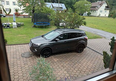 Ford Kuga 2,0 TDCi 4x4 132kW ST-Line PowerShift S...