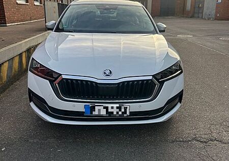Skoda Octavia 2.0 TDI 110kW DSG Selection Selection