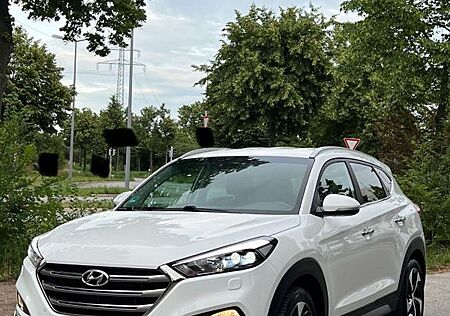 Hyundai Tucson premium 1.6 AUTOMATIK 4WD Sitzhz