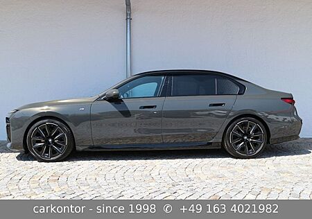 BMW 740xd *M SPORT PRO*LED EXCL*THEATRE*LOUNGE SEAT*
