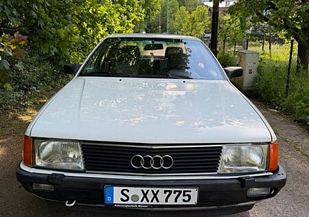 Audi 100CS  5Zylinder 137 PS