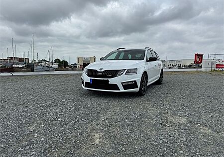 Skoda Octavia 2.0 TDI SCR DSG 4x4 RS Combi RS