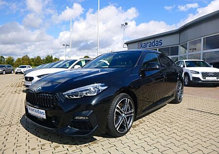 BMW 220 i Gran Coupé >M-Sport/AUT/Allrad/AHK/Navi<