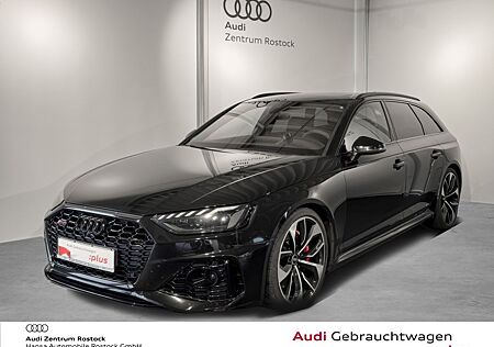 Audi RS4 Avant 2.9 TFSI QUATTRO+NAVI+MATRIX+B&O+PANO+