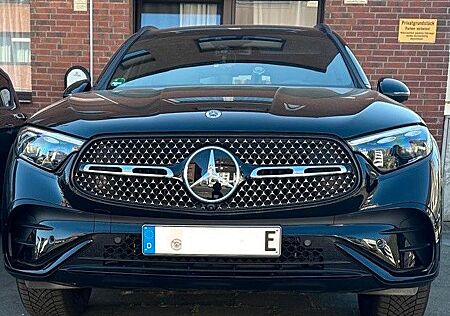 Mercedes-Benz GLC 300 e AMG 4MATIC Autom. -