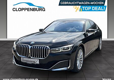 BMW 750i xDrive X Line Head-Up LED