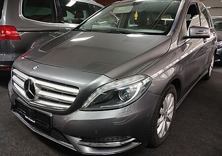 Mercedes-Benz B 180 AHK LED NAVI AUTOMATIK