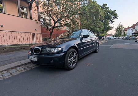 BMW 318i Edition Exclusive Edition Exclusive