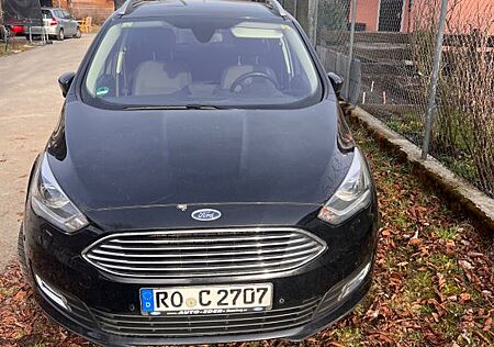 Ford Grand C-Max 2,0TDCi 110kW Titanium Titanium