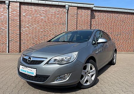 Opel Astra J Lim. 5-trg. Design Edition*SHZ*PDC*KLIMA