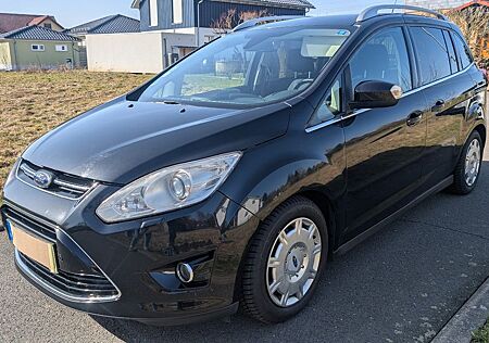 Ford Grand C-Max 1,6 EcoBoost 110kW Titanium Titanium