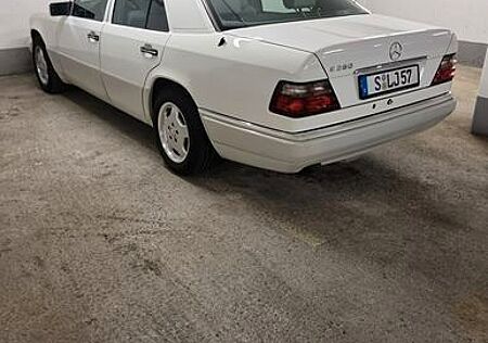 Mercedes-Benz E 280