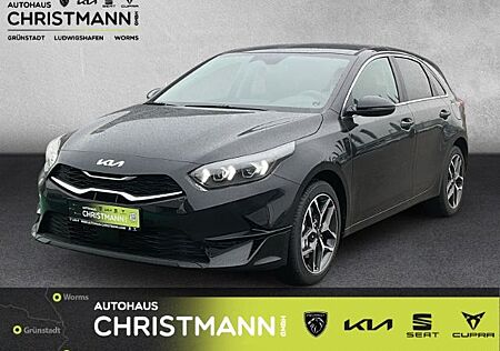 Kia Cee'd Ceed ULTIMATE EDITION 1.5 T-GDI MILD-HYBRID DCT