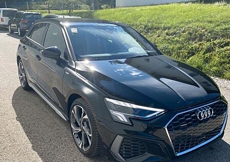 Audi A3 Sportback 40 TFSI quattro S line 40 TFS
