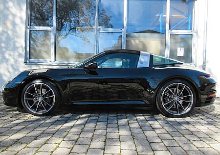 Porsche 992 TARGA 4 KREIDE ABGAS CHRONO BELÜF+KEY/GT/21`