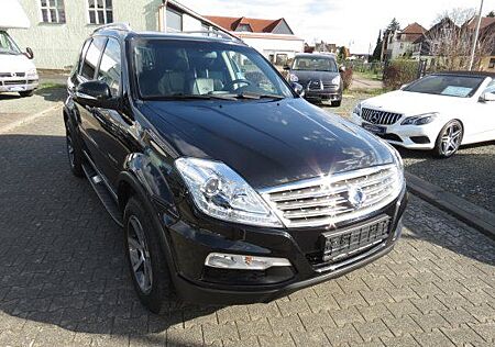 SsangYong Rexton 2.2 e-XDi EU6 Limited 4 x 4,AHK,Leder,PDC