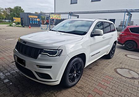 Jeep Grand Cherokee 3.0l V6 2Hand/Pano/R.Kamera/Keygo