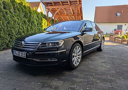 VW Phaeton Volkswagen 3.0 V6 TDI 4MOTION Tiptronic 5-Sitzer -