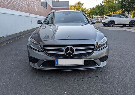 Mercedes-Benz C 220 C220dT/2JahreGarantie/MB SCHECK/360*kam/pano