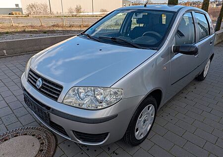 Fiat Punto 1.2 8V / 1.Hand Scheckheftgepflegt