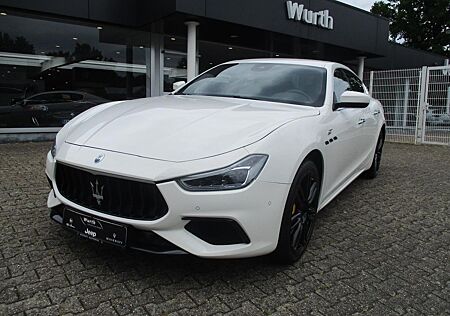 Maserati Ghibli GT /Sport Paket/Bowers&Wilkins