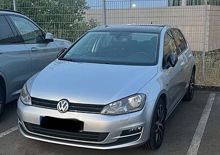 VW Golf Volkswagen 1.2 TSI BMT CUP CUP