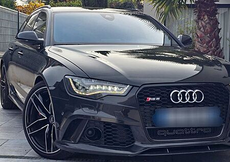 Audi RS6 AVANT 560 cv - CARBONE - 1ST HAND - MWST