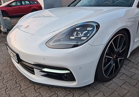 Porsche Panamera Sport Turismo 4/LUFT/PANO/PDLS/BOSE/360